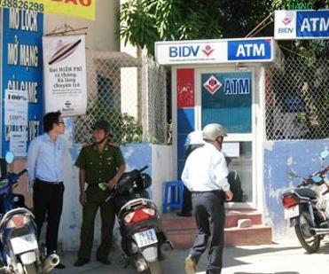 Ảnh Cây ATM ngân hàng Đầu Tư và Phát Triển BIDV Trung tâm Thương Mại Cầu Giấy 1